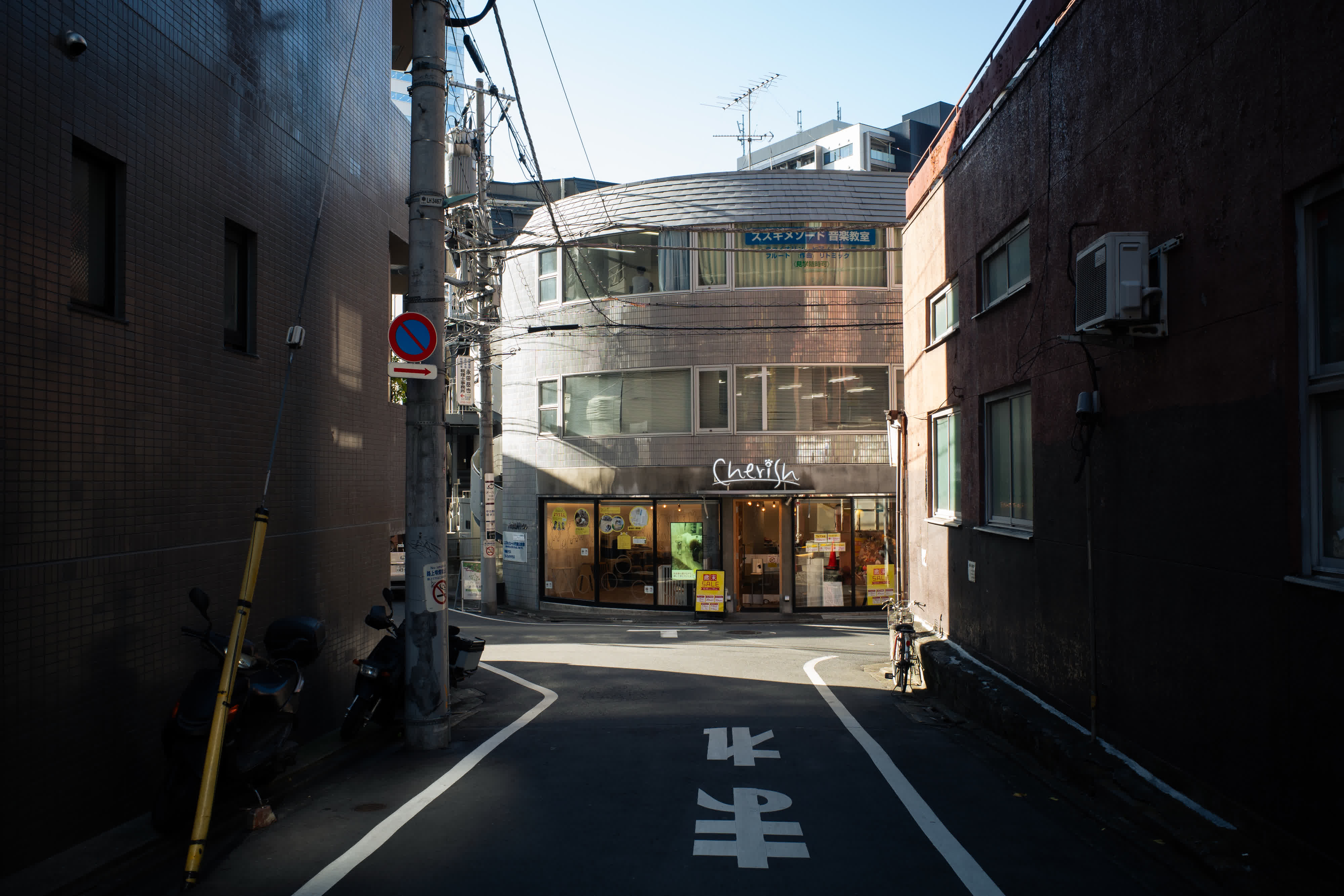 Tokyo 2025 photo 17 by Bowen Hou