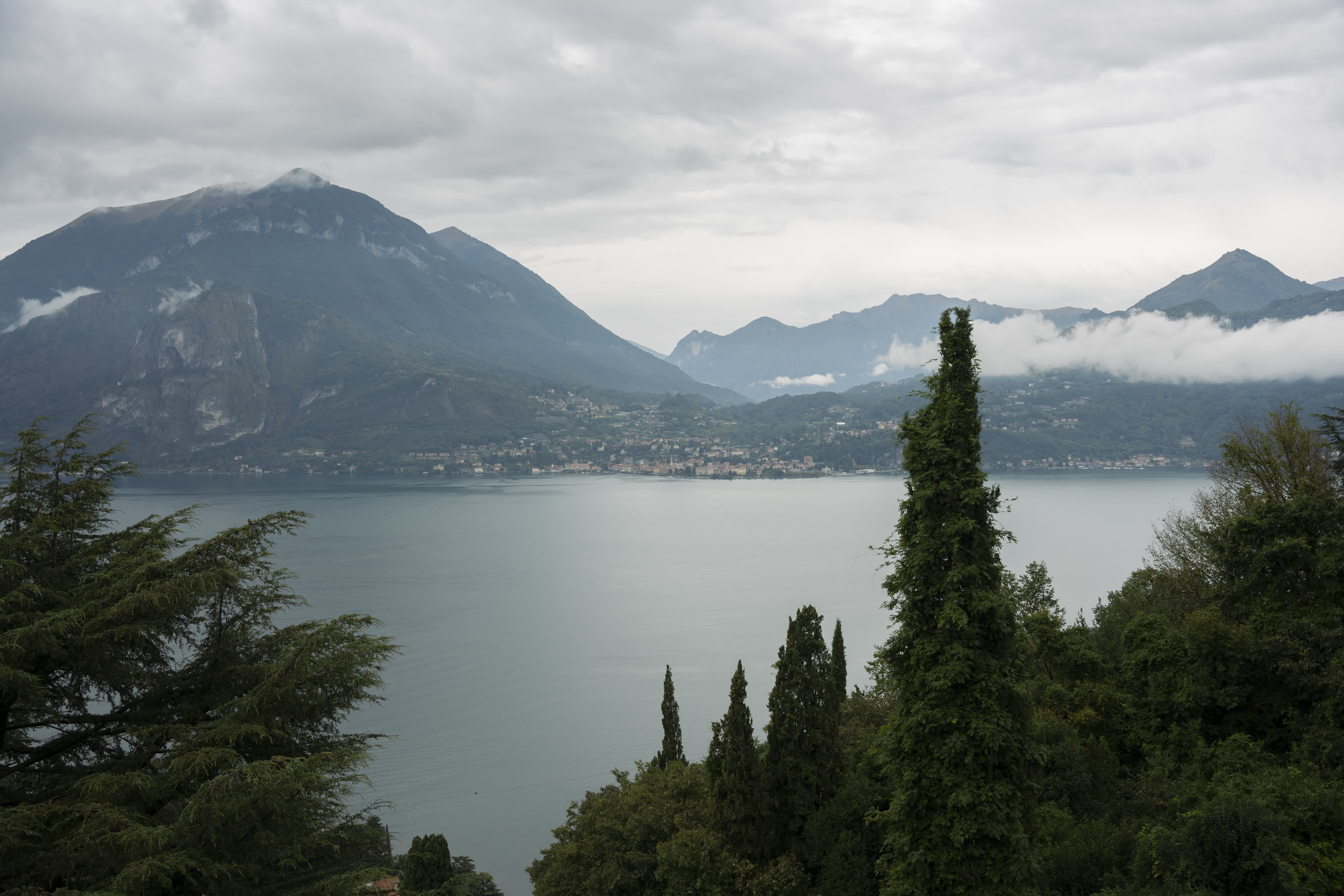 Lake Como photo 10 by Bowen Hou