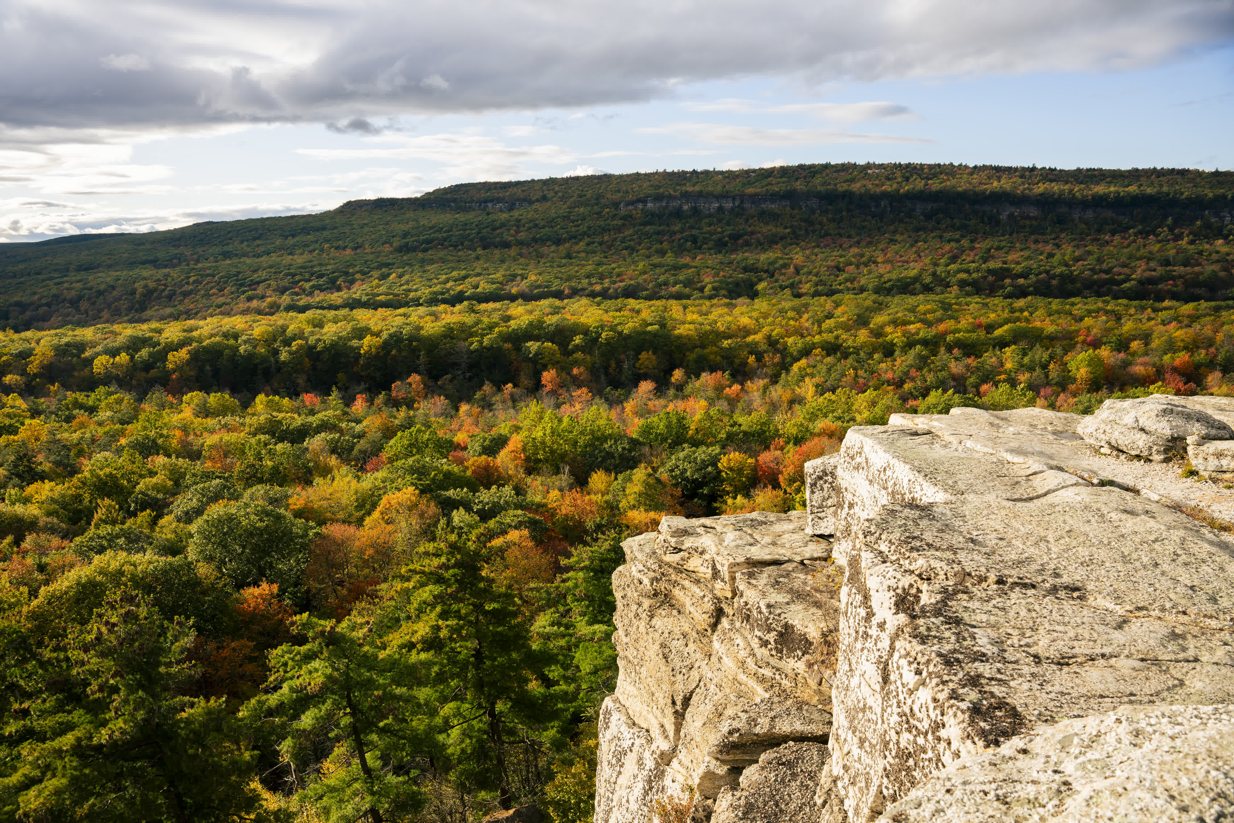 Lake Minnewaska SP 2023 photo 5 by Bowen Hou