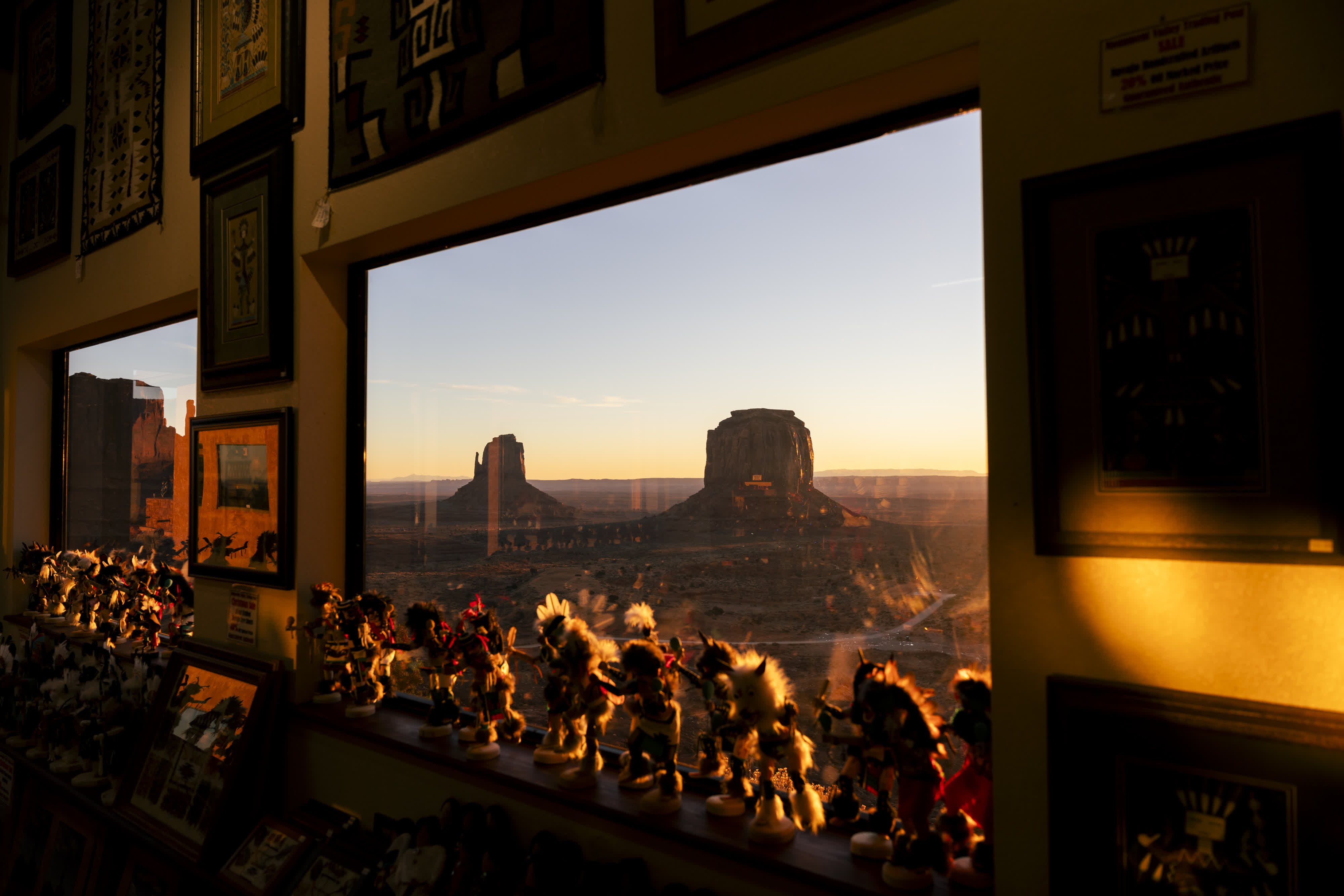 Monument Valley 2023 photo 3 by Bowen Hou