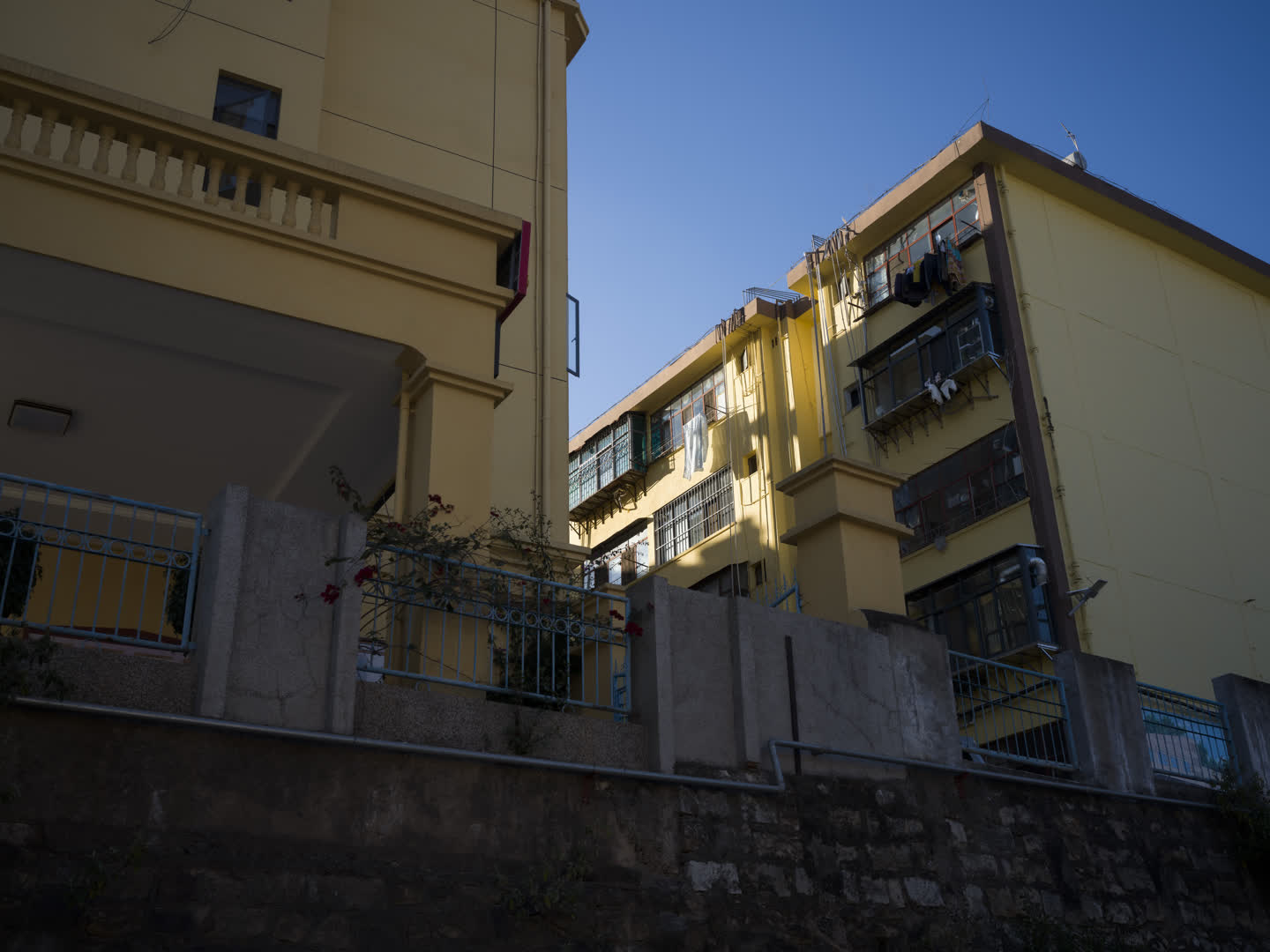 Yiliang Railway Station